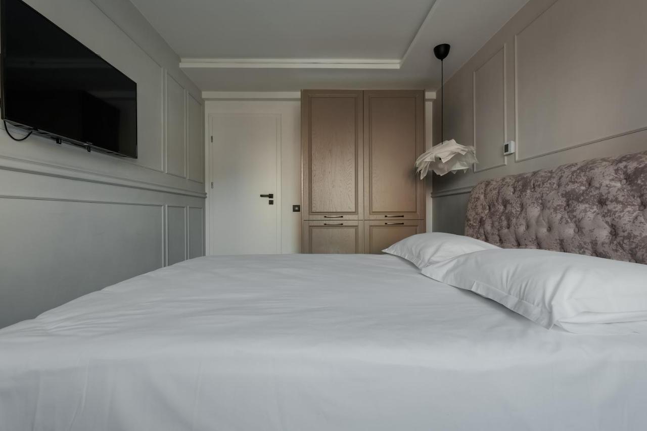 Aparthotel Nest Inn Meteor Cluj-Napoca Eksteriør billede